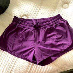 Lululemon shorty shorts